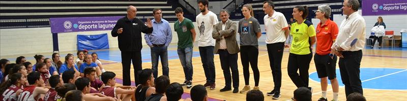 Manuel Aller y Ana Junyer compartieron conocimientos con la cantera de los clubes de La Laguna