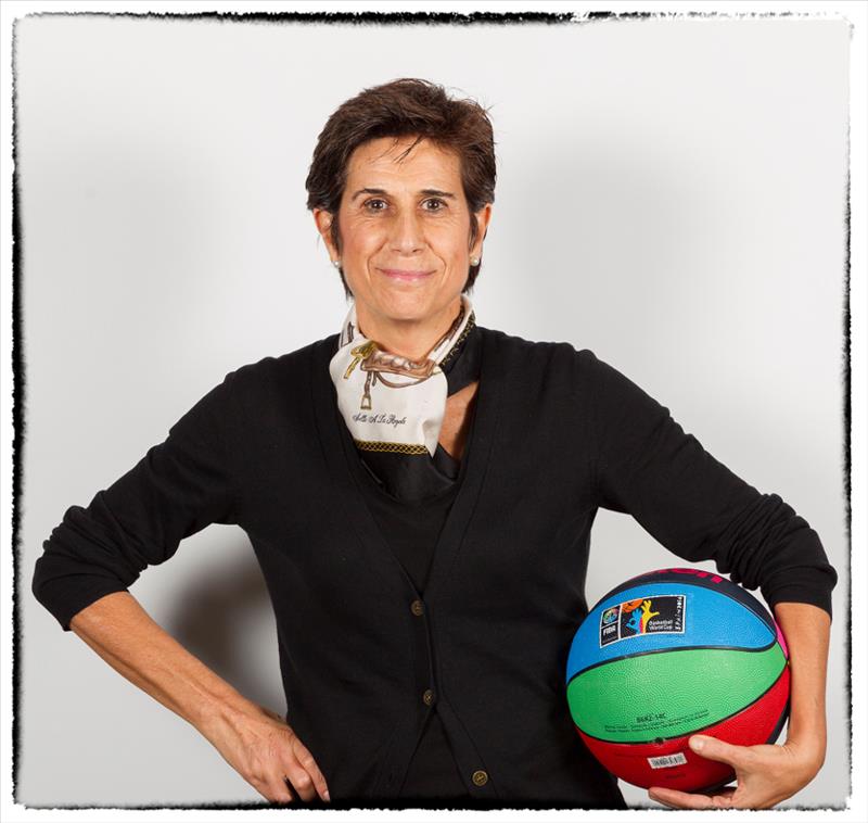 La doctora Rosario Ureña ofrecerá una charla sobre “Hábitos Saludables en el Baloncesto” en la Escuela de Enfermería de la ULL