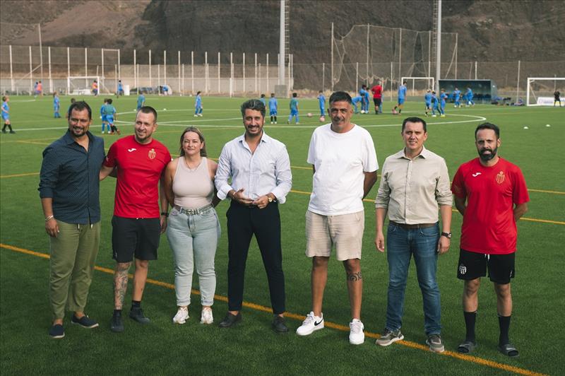 Culminan las mejoras de los campos de fútbol Sebastián Hernández Brito y Suso Santana