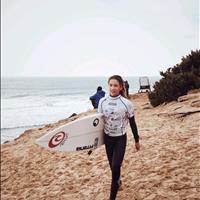 Melania Suárez gana el IV Open de Surf La Yerbabuena