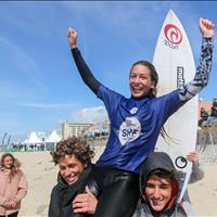 La Lagunera Melania Suárez, hace historia en el campeonato de la World Surf League
