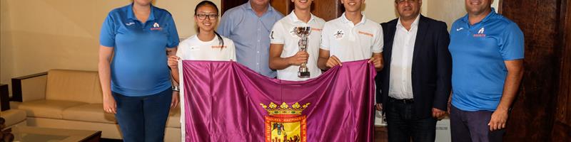 Los campeones de España por clubes del Centro Deportivo Shurite reciben el reconocimiento del Ayuntamiento de La Laguna