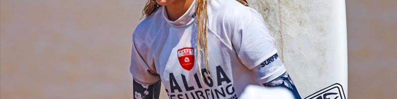 La lagunera Melania Suárez campeona de España de Surf Sub-16