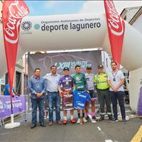El belga Hans Dekker, con tres maillots, triunfa en la primera etapa de la LXIII Vuelta Ciclista Isla de Tenerife