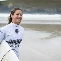 Gran semana de la surfista Melania Suárez