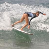La rider lagunera Melania Suárez, se alza con el bronce en el Mundial Sub16 de surf