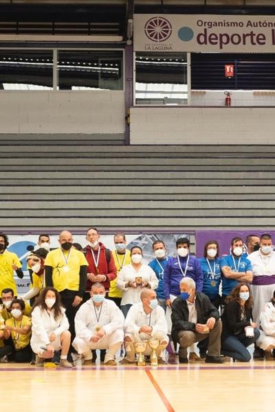 El Campeonato de Lucha del Garrote Adaptada celebra su séptima edición en el Juan Ríos Tejera