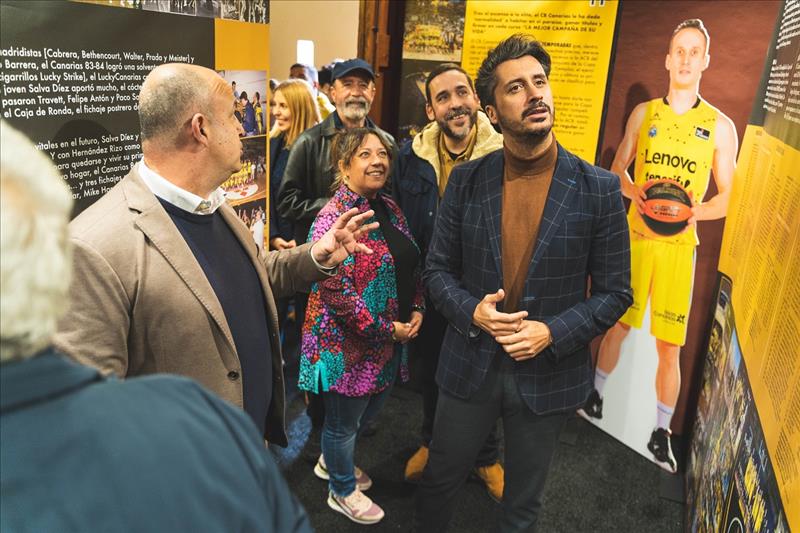 La Laguna alberga la exposición ‘Once años mágicos’, un repaso por la historia del CB 1939 Canarias