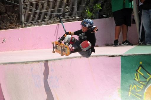 La Laguna vibra con el Skateboarding canario
